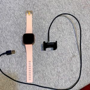 FitBit Versa 2🤍